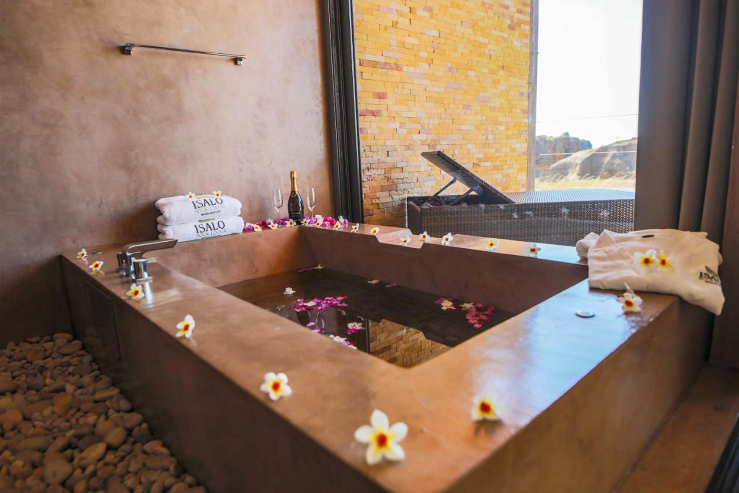 Isalo Rock Lodge rooms