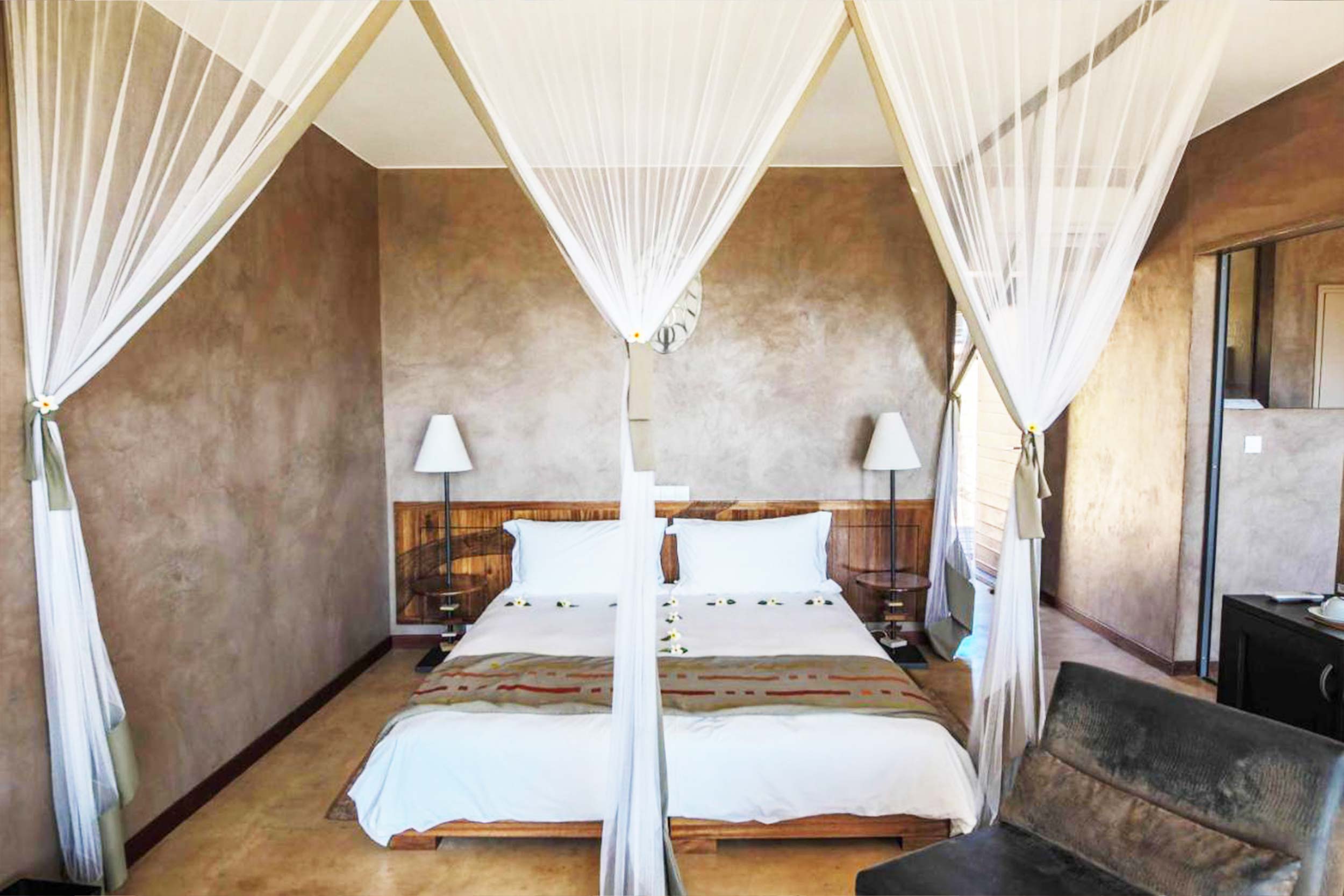 Isalo Rock Lodge room