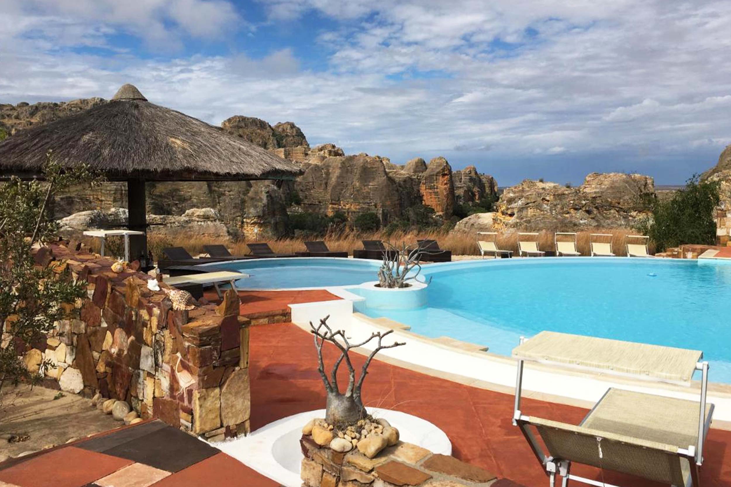 Isalo Rock Lodge swimming
