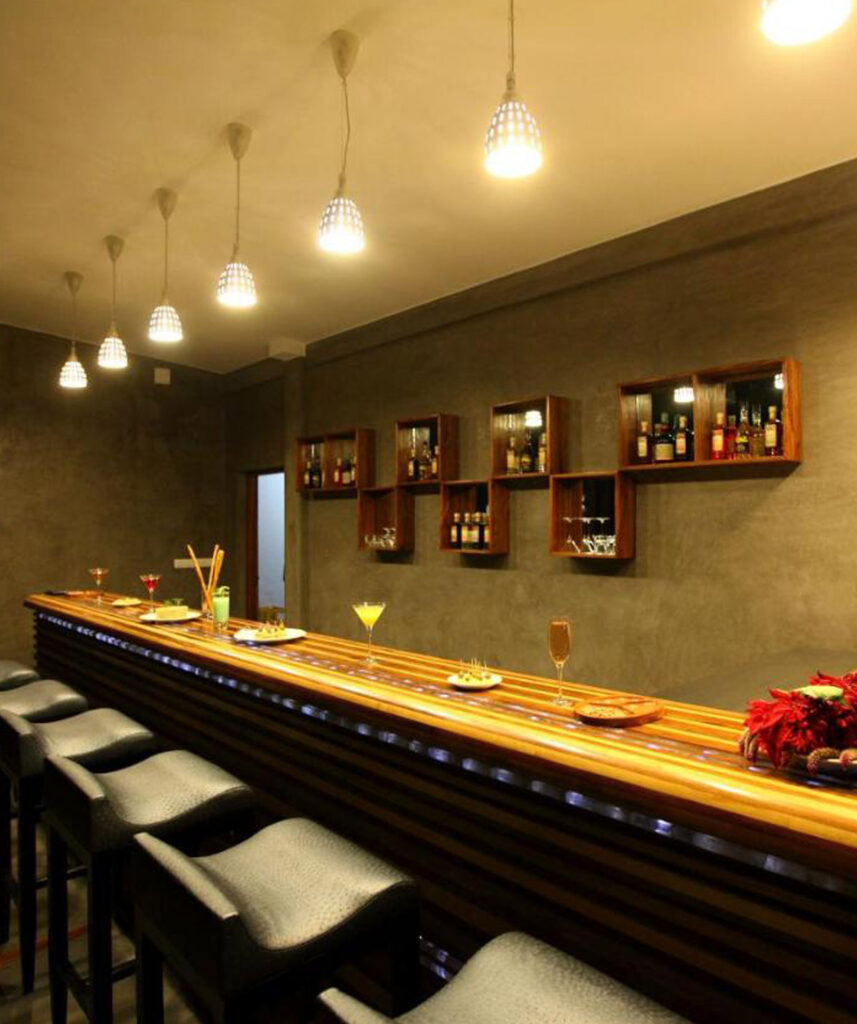 Isalo Rock Lodge lounge bar drink